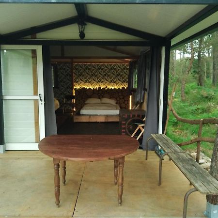 tik'ys lodge Argol Eksteriør billede